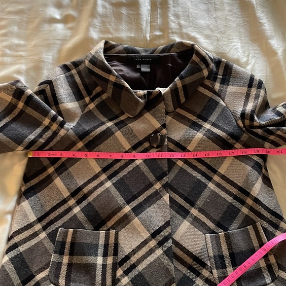 Zara: Plaid Jacket - Picture 7 of 9